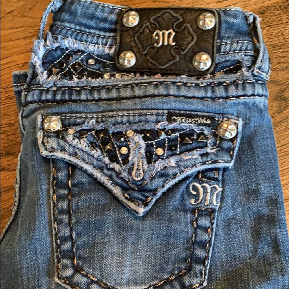 👖🎈HP👖🎈Miss Me bootcut Jeans